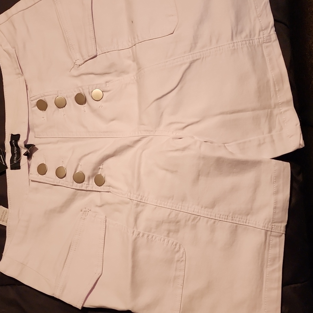 Womens white shorts